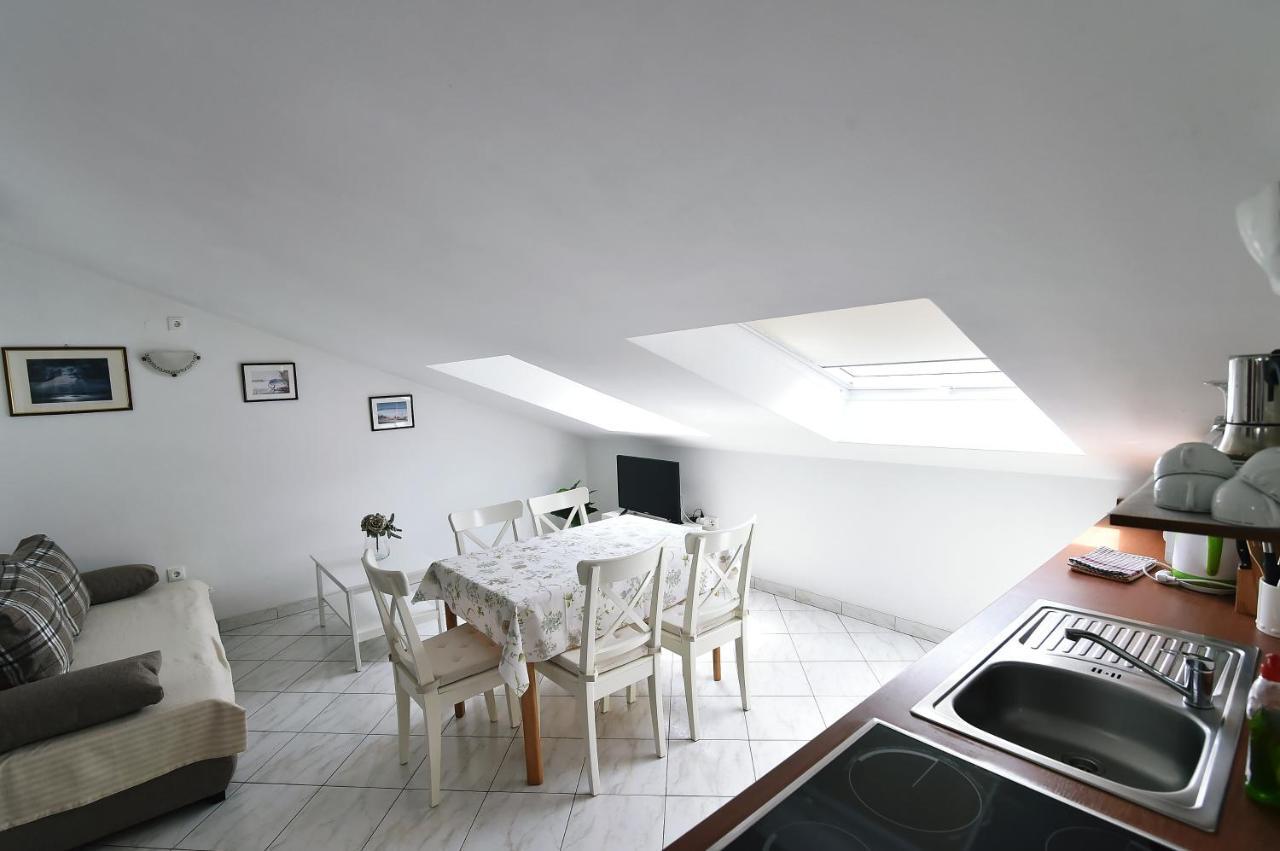 Apartments Luni II Baška Εξωτερικό φωτογραφία
